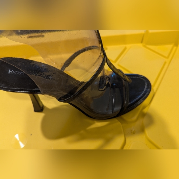 Vintage -Enzo Angiolini leather 2.5-3" heel round open toe strapped ankle sandal - Picture 1 of 6